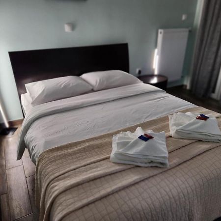 Cozy Apartment Metaxourgeio Greendom Ateny Zewnętrze zdjęcie